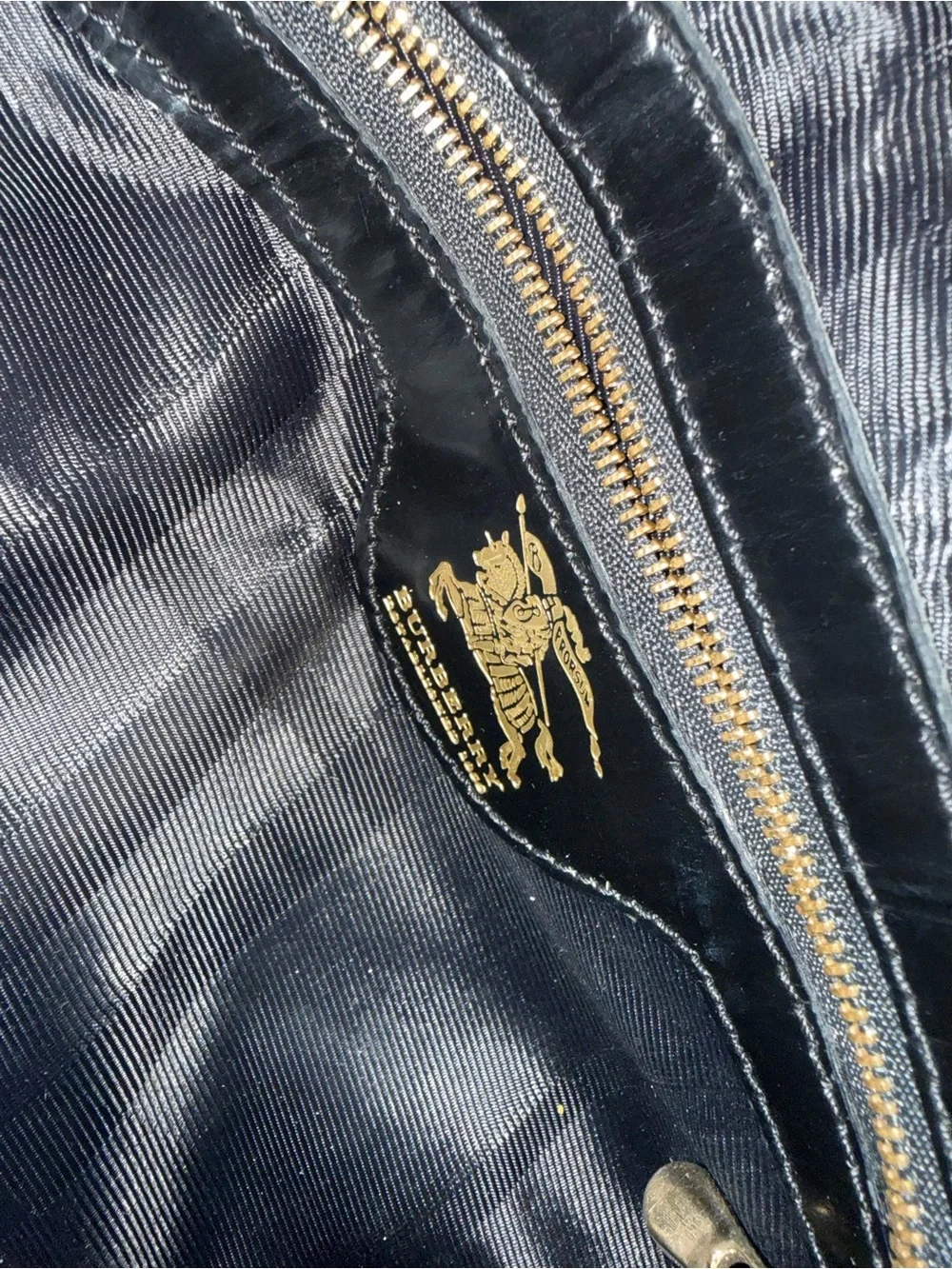 🐎 BURBERRY 🐎 BLACK QUILTED NYLON AND PATENT LEATHER MANOR SATCHEL AUTHENTIC